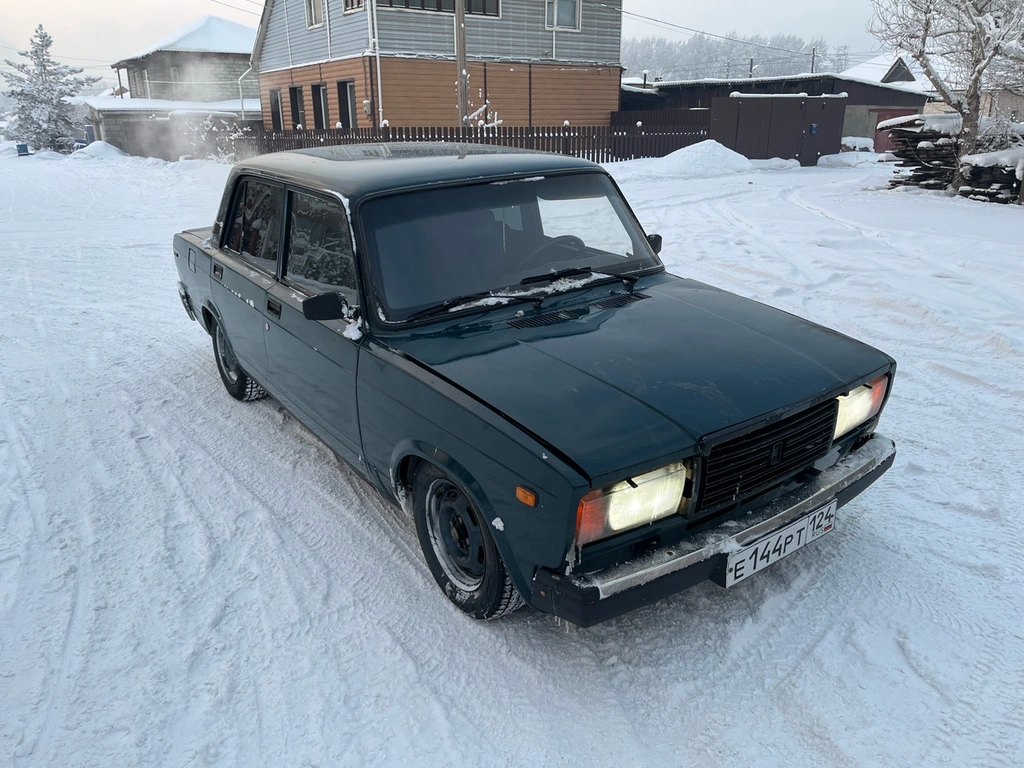 Седан ВАЗ (LADA) 2107 2003 года, 110000 рублей, Красноярск