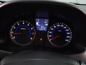 Седан Hyundai Solaris 2015 года, 999000 рублей, Воронеж