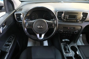 Внедорожник Kia Sportage 2016 года, 2099000 рублей, Омск