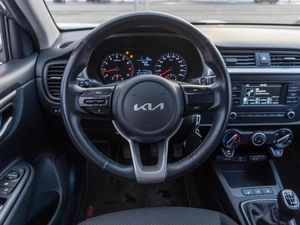 Седан Kia Rio 2022 года, 1349000 рублей, Саратов