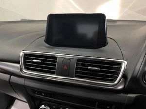 Седан Mazda Axela 2017 года, 1249000 рублей, Красноярск