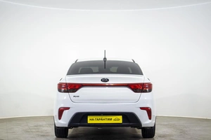 Седан Kia Rio 2018 года, 1099000 рублей, Оренбург