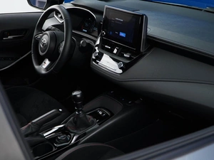Хетчбэк Toyota Corolla 2023 года, 5608777 рублей, Москва