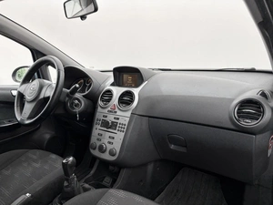 Хетчбэк Opel Corsa 2011 года, 719000 рублей, Орёл