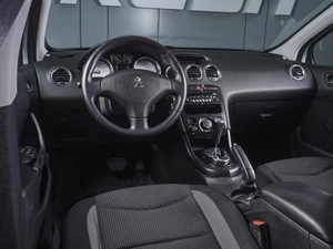 Седан Peugeot 408 2014 года, 780000 рублей, Ростов-на-Дону