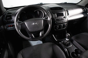 Внедорожник Kia Sorento 2013 года, 1369000 рублей, Сургут