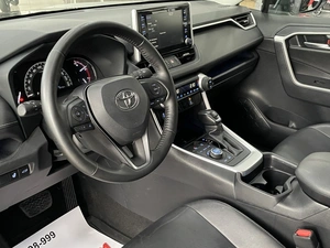 Внедорожник Toyota RAV4 2020 года, 3387000 рублей, Солонцы