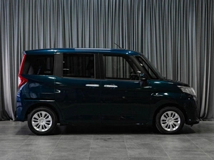 Минивэн Toyota Roomy 2020 года, 1719000 рублей, Тюмень