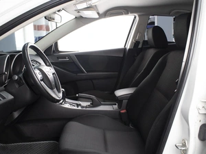 Хетчбэк Mazda 3 2011 года, 850000 рублей, Омск