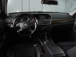 Седан Mercedes-benz E-класс 2010 года, 1598000 рублей, Минеральные Воды