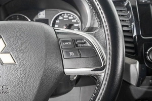 Пикап Mitsubishi L200 2016 года, 1999000 рублей, Барнаул