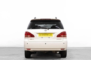 Минивэн Toyota Ipsum 2001 года, 989000 рублей, Барнаул