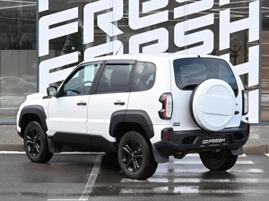 Внедорожник ВАЗ (LADA) Niva Travel 2024 года, 1345000 рублей, Волгоград