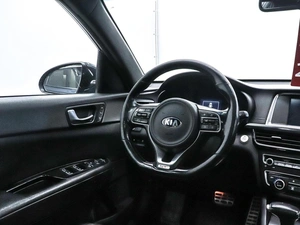 Седан Kia Optima 2017 года, 1820000 рублей, Красноярск