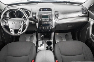 Внедорожник Kia Sorento 2012 года, 1599000 рублей, Барнаул