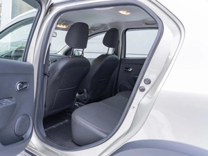 Седан Renault Logan Stepway 2021 года, 1425000 рублей, Санкт-Петербург