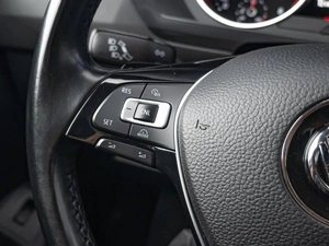 Внедорожник Volkswagen Tiguan 2017 года, 2549000 рублей, Краснодар