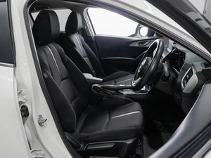 Хетчбэк Mazda Axela 2019 года, 1699000 рублей, Тюмень