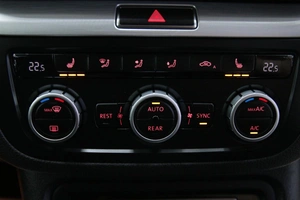 Минивэн Volkswagen Sharan 2015 года, 1398000 рублей, Солонцы
