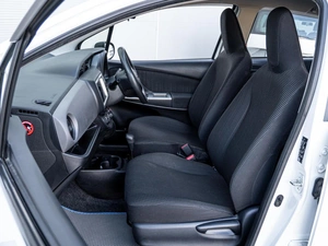 Хетчбэк Toyota Vitz 2016 года, 970000 рублей, Краснодар