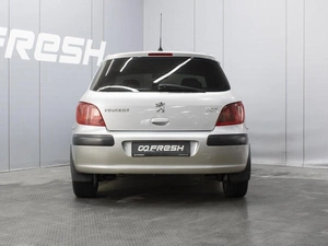 Хетчбэк Peugeot 307 2005 года, 460000 рублей, Омск