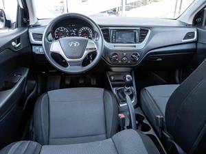 Седан Hyundai Solaris 2018 года, 1315654 рублей, Ставрополь