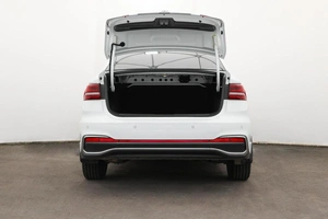 Седан Volkswagen Lavida 2022 года, 2625000 рублей, Орёл