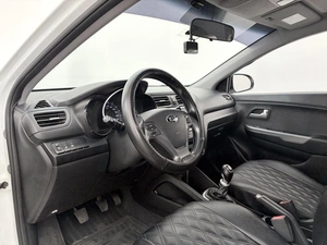 Седан Kia Rio 2015 года, 1030000 рублей, Орёл