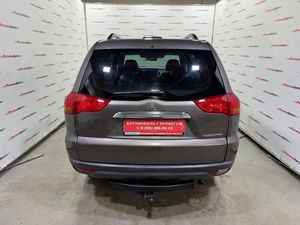 Внедорожник Mitsubishi Pajero 2011 года, 1440000 рублей, Красноярск