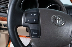 Внедорожник Toyota Land Cruiser 2013 года, 4029000 рублей, Челябинск