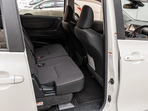 Минивэн Toyota Sienta 2019 года, 1450000 рублей, Краснодар