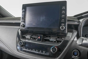 Универсал Toyota Corolla 2019 года, 1799000 рублей, Барнаул