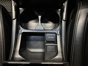 Внедорожник Toyota Harrier 2018 года, 3347000 рублей, Красноярск