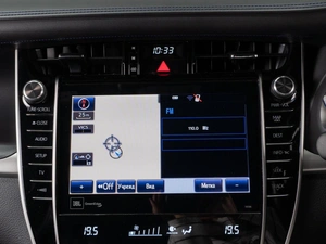 Внедорожник Toyota Harrier 2019 года, 3079000 рублей, Тюмень