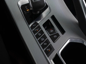 Внедорожник Geely Coolray 2022 года, 1999000 рублей, Тюмень