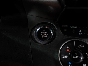 Внедорожник Toyota RAV4 2010 года, 1329000 рублей, Воронеж