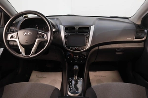 Хетчбэк Hyundai Solaris 2012 года, 839000 рублей, Челябинск