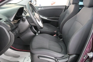 Седан Hyundai Solaris 2012 года, 869000 рублей, Омск