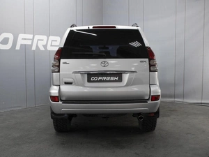 Внедорожник Toyota Land Cruiser Prado 2007 года, 2035000 рублей, Омск
