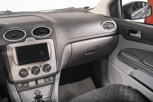 Хетчбэк Ford Focus 2010 года, 599000 рублей, Томск
