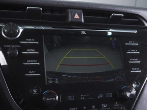 Седан Toyota Camry 2019 года, 2699000 рублей, Ростов-на-Дону