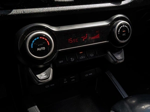 Хетчбэк Kia Rio X-Line 2020 года, 1799000 рублей, Краснодар