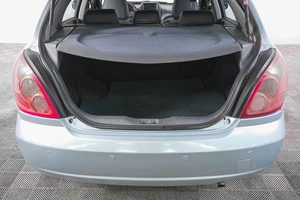 Хетчбэк Nissan Almera 2004 года, 419000 рублей, Кемерово