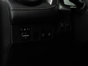 Внедорожник Toyota RAV4 2019 года, 3321444 рублей, Москва