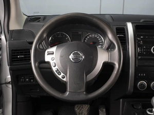Внедорожник Nissan X-Trail 2012 года, 1240000 рублей, Омск