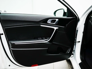 Универсал Kia Ceed 2021 года, 1899000 рублей, Красноярск