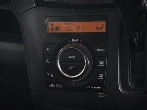 Минивэн Mitsubishi Delica D2 2011 года, 680000 рублей, Минеральные Воды