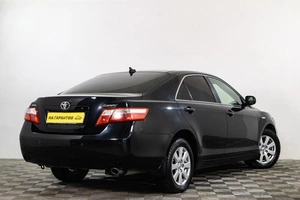 Седан Toyota Camry 2008 года, 1269000 рублей, Сургут
