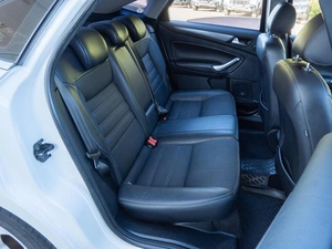 Седан Ford Mondeo 2011 года, 925000 рублей, Волгоград