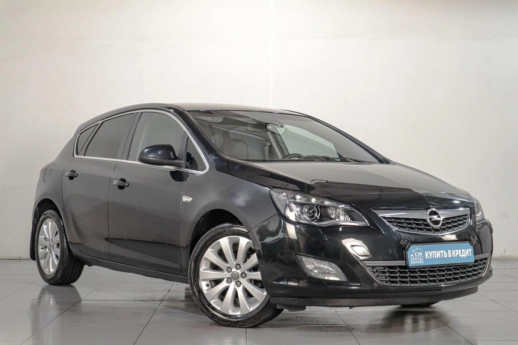 Хетчбэк Opel Astra 2012 года, 749000 рублей, Челябинск